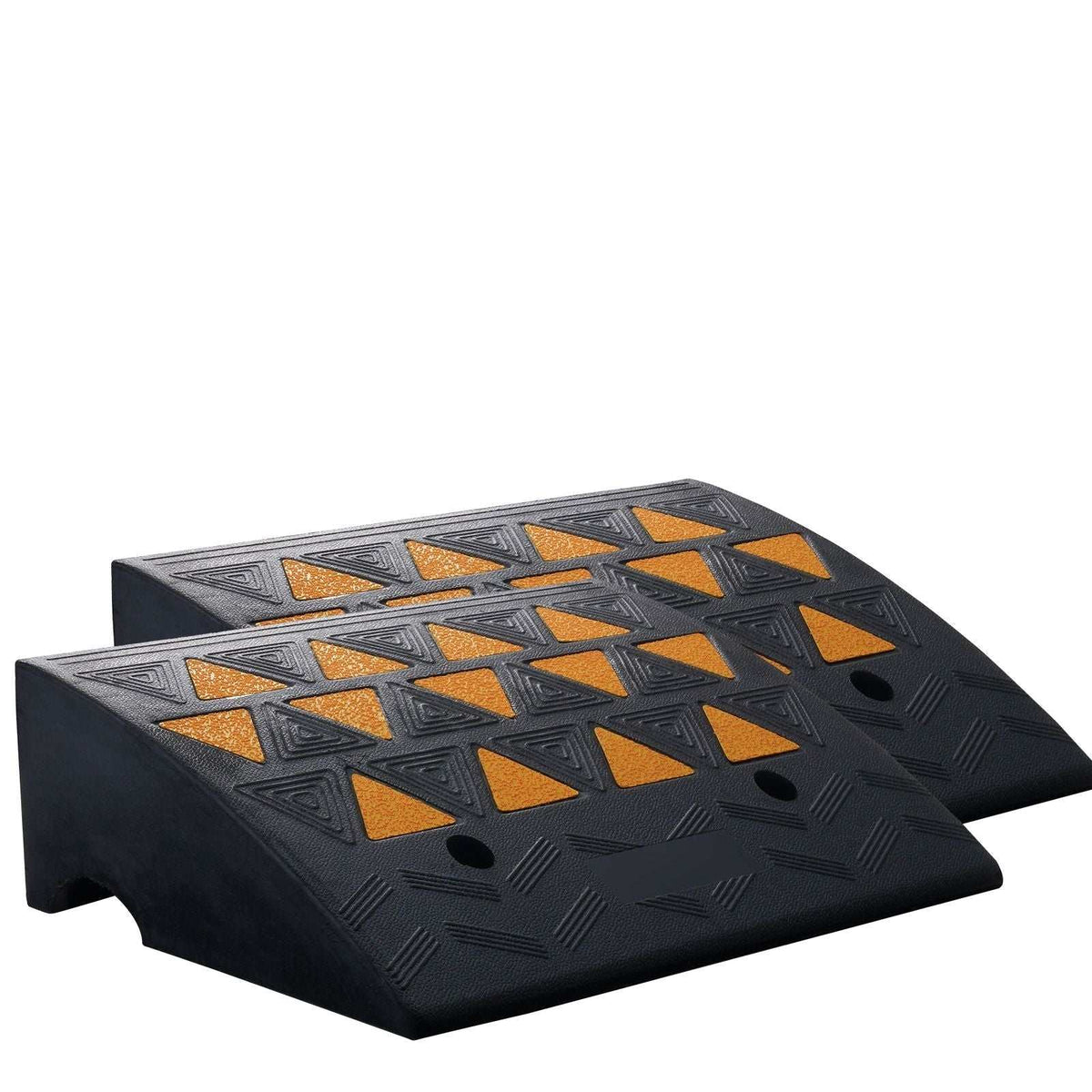 Heavy-duty rubber curb ramp 15.2cm rise with grid structure for cars and wheelchairs